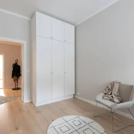 Apartman Newly Renovated Gem *
